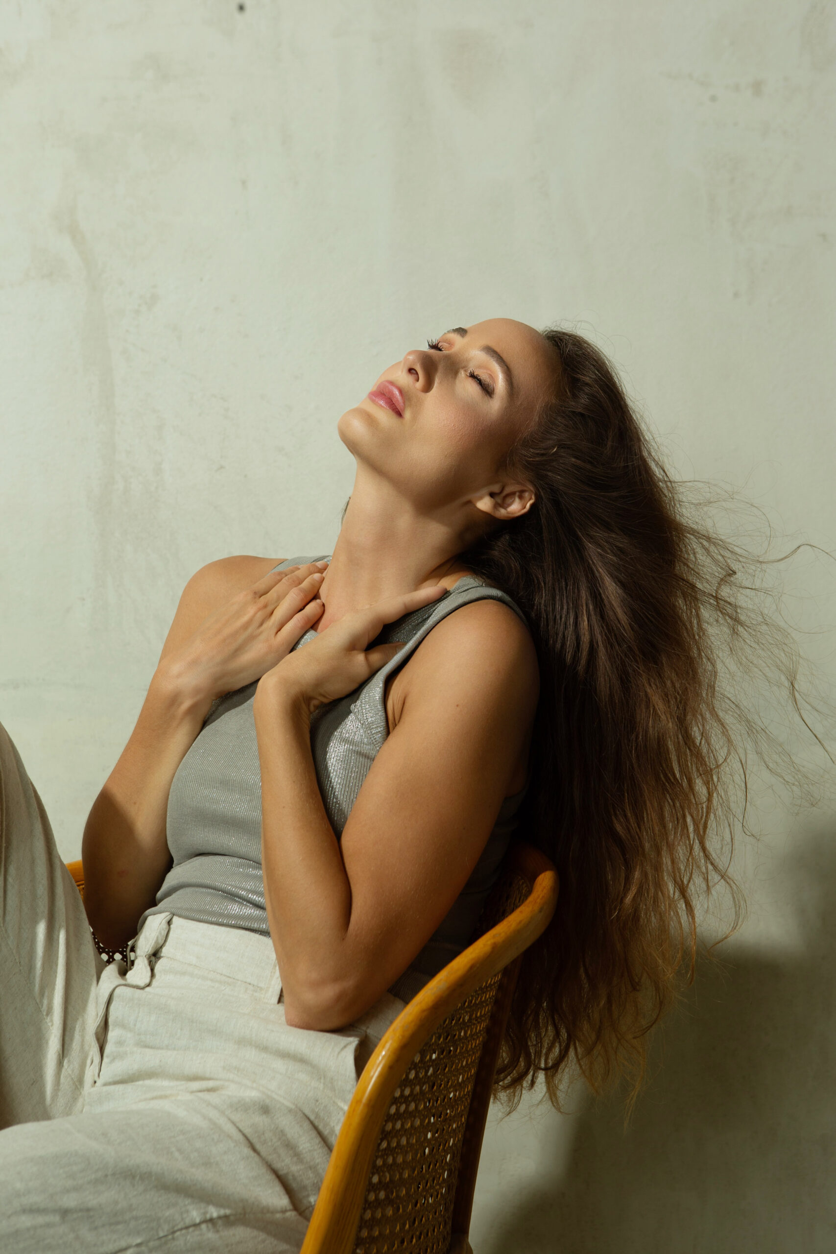 IMG_7231 Transform your look with our specialized Face Yoga Program, designed to remove double chins, lift your cheeks, and sculpt the perfect jawline. Led by a renowned face yoga expert, our exercises promote natural beauty through a holistic, full-body approach. Discover your radiant, youthful appearance today.